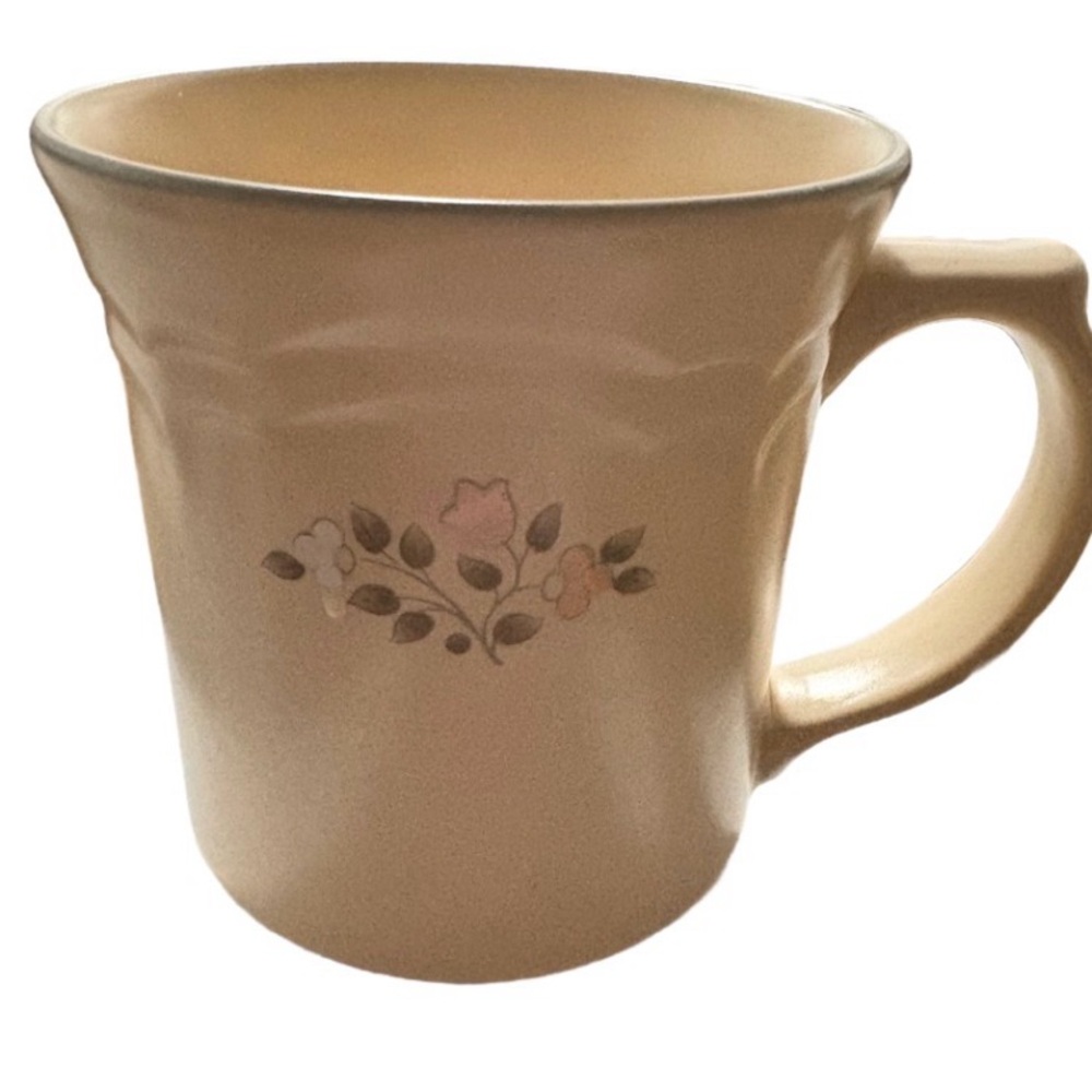 Vintage Pfaltzgraff "Remembrance" pattern stoneware mug